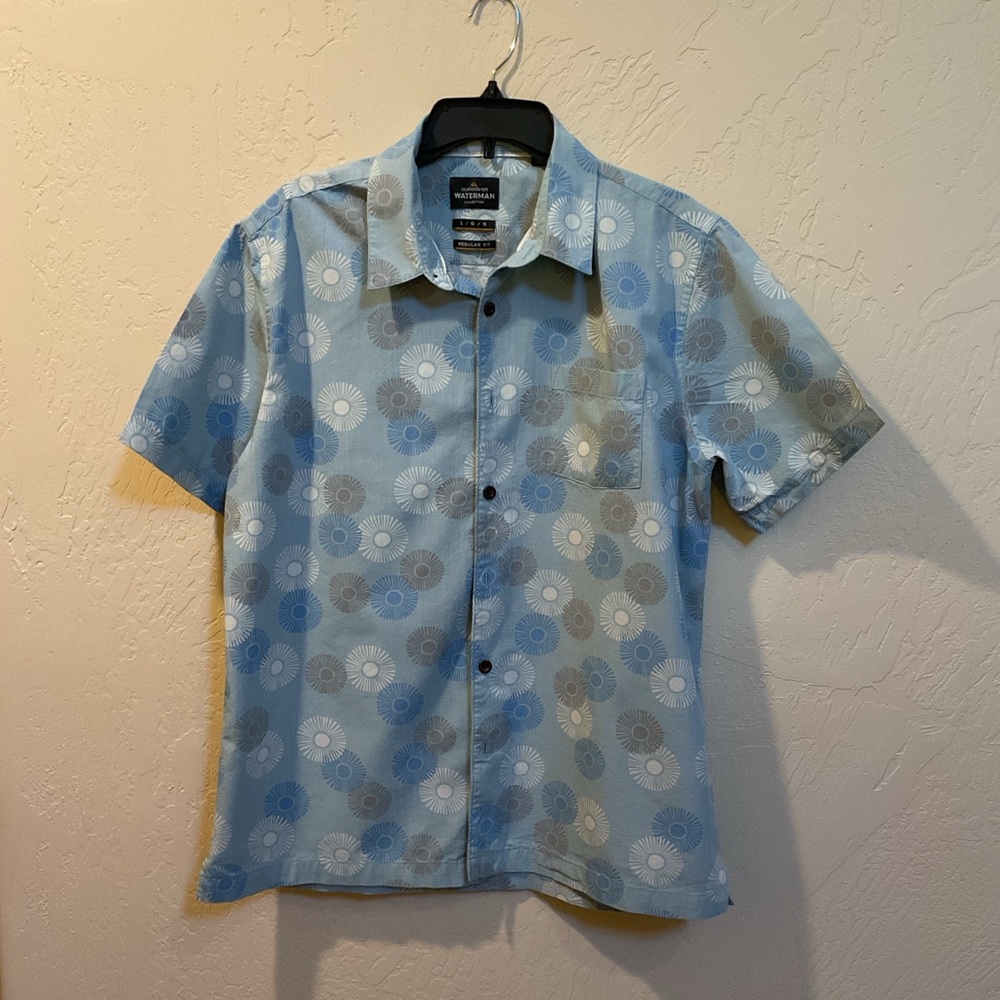Quiksilver Blue and Gray Casual Button Down Shirt large